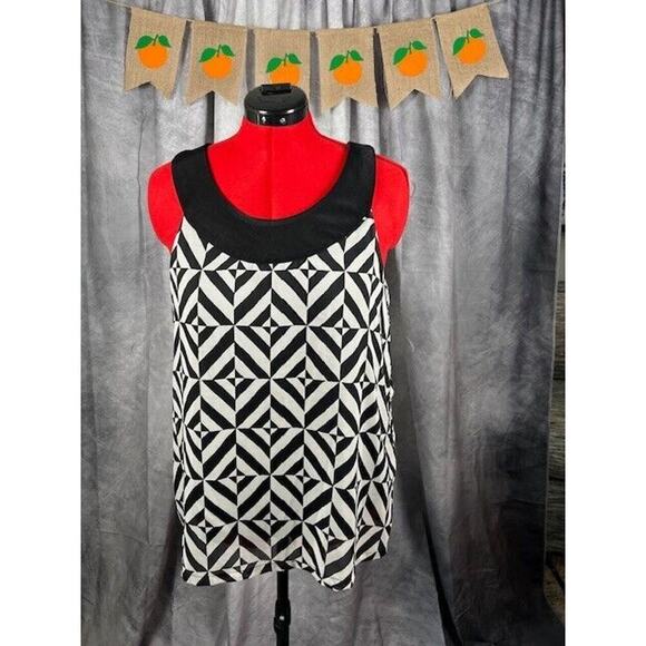 Signature Collection Sleeveless Geometric Black White Top, Size L Large - Picture 2 of 7